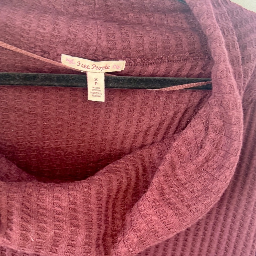 NWT Free People Waffle Knit Hooded Pullover Burgundy Size Small - Picture 2 of 7